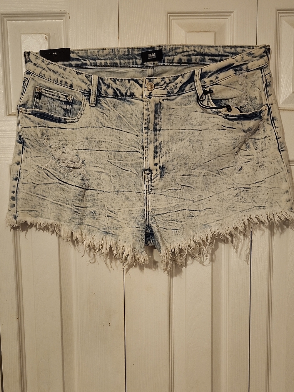 Denim Frayed Hem Women's Shorts (3x)